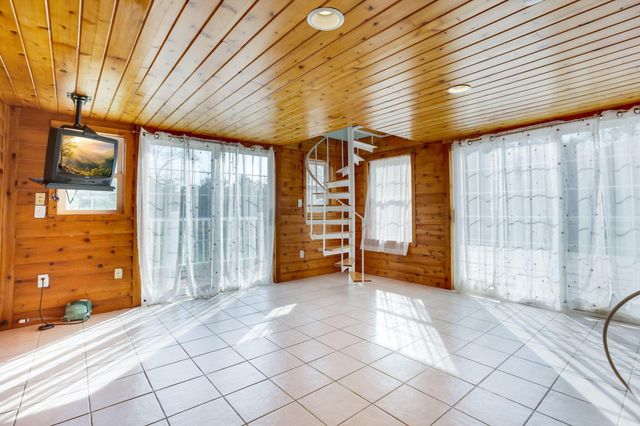 6298 Fallsburg Road NE, Newark, OH 43055