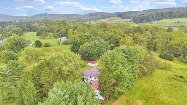 6298 Fallsburg Road NE, Newark, OH 43055
