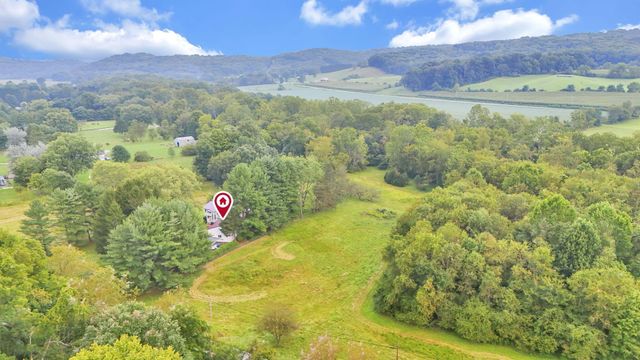 6298 Fallsburg Road NE, Newark, OH 43055