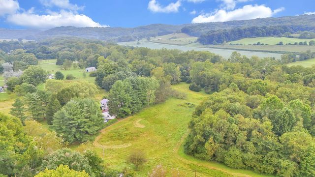 6298 Fallsburg Road NE, Newark, OH 43055