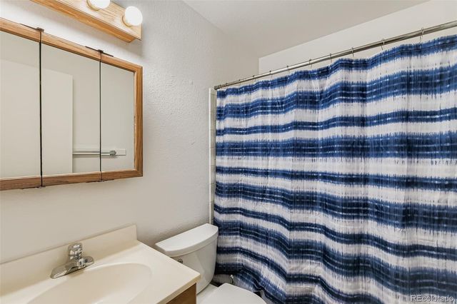 6482 Newcombe Court, Arvada, CO 80004