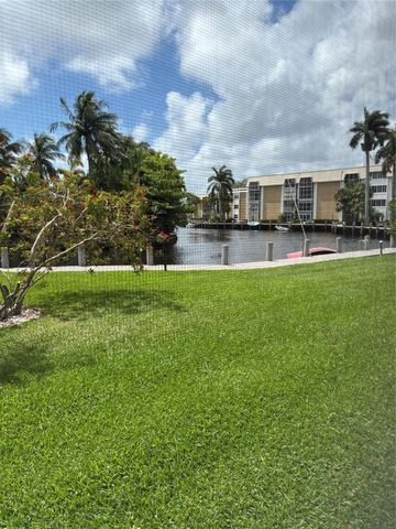 3010 NE 16 Avenue 102, Oakland Park, FL 33334