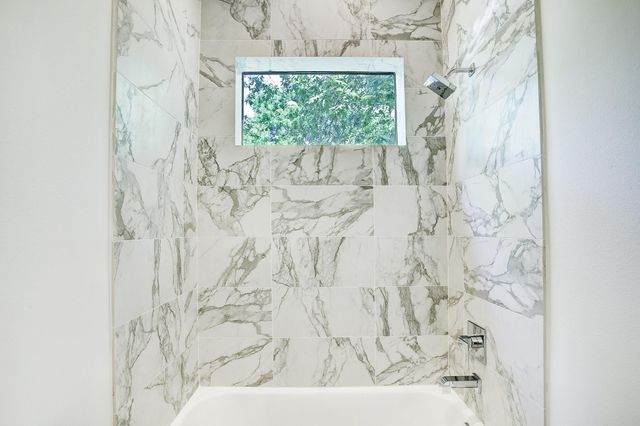 1614 Johanna Drive D, Houston, TX 77055