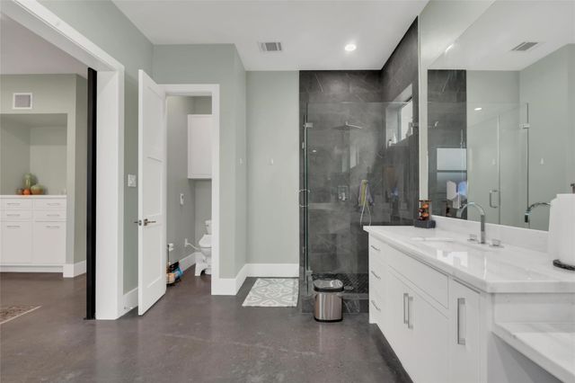 1614 Johanna Drive D, Houston, TX 77055
