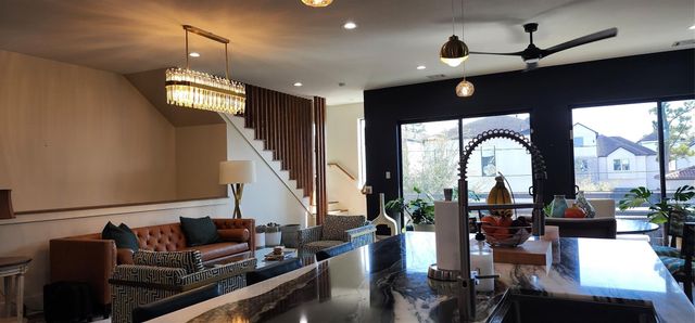 1614 Johanna Drive D, Houston, TX 77055