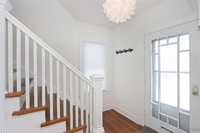 300 Cornwall Drive, Dewitt, NY 13214