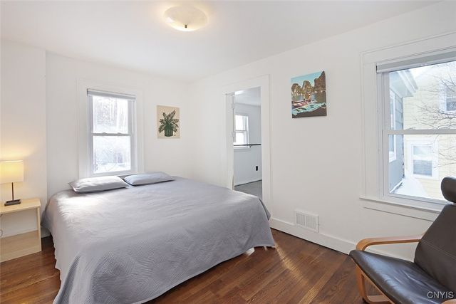 300 Cornwall Drive, Dewitt, NY 13214