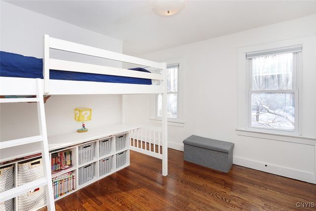 300 Cornwall Drive, Dewitt, NY 13214