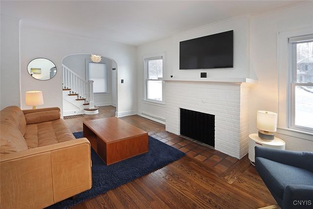 300 Cornwall Drive, Dewitt, NY 13214