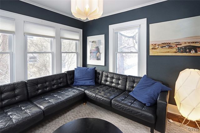 300 Cornwall Drive, Dewitt, NY 13214