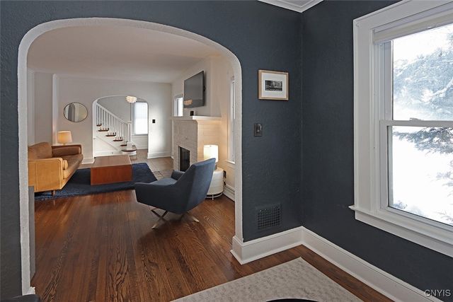 300 Cornwall Drive, Dewitt, NY 13214