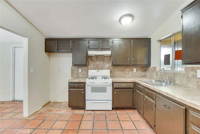 3638 Candlewood Street, Corona, CA 92879