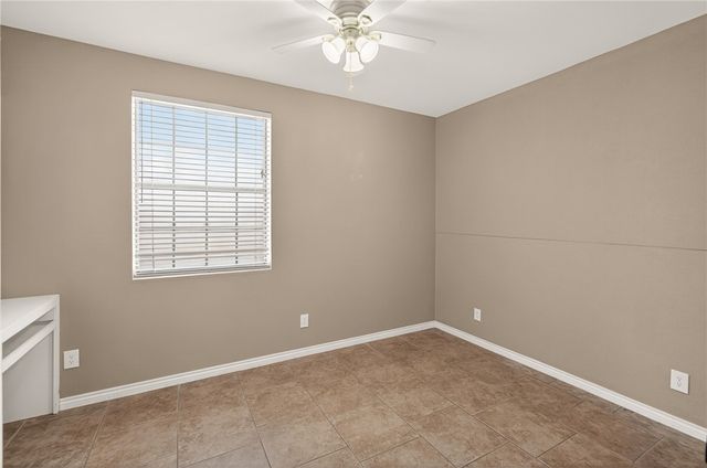15209 Tesoro Dr, Corpus Christi, TX 78418