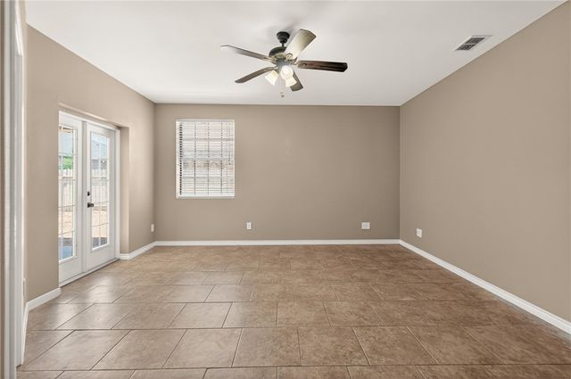 15209 Tesoro Dr, Corpus Christi, TX 78418