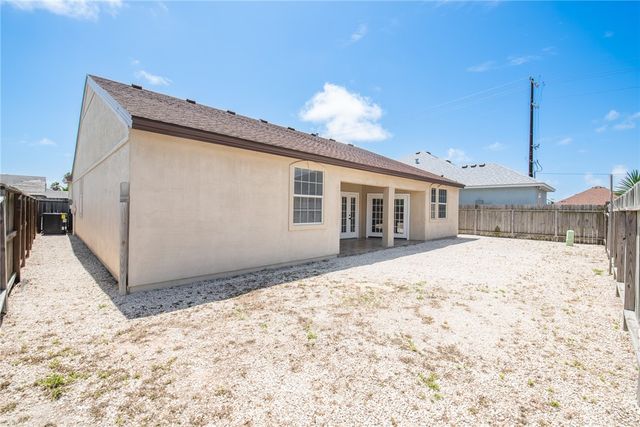15209 Tesoro Dr, Corpus Christi, TX 78418