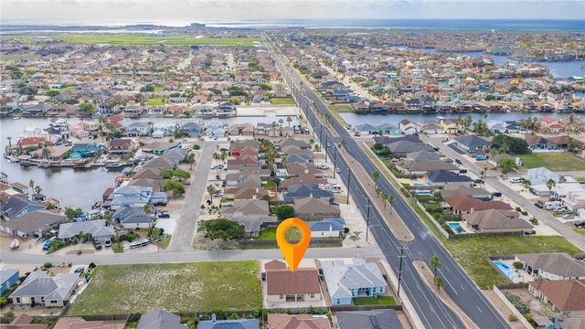 15209 Tesoro Dr, Corpus Christi, TX 78418