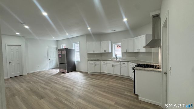 16 Arch Street 2, Waterbury, CT 06710