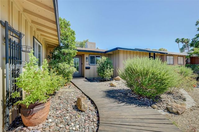 3949 Brighthill Avenue, Las Vegas, NV 89121