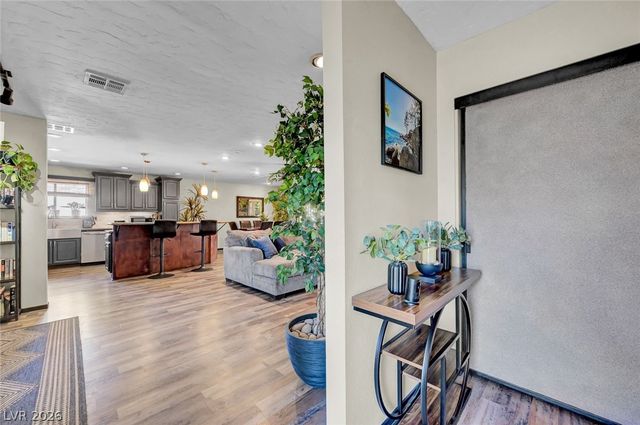 3949 Brighthill Avenue, Las Vegas, NV 89121
