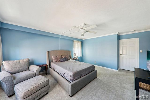 900 S Hanley Road 7D, St Louis, MO 63105