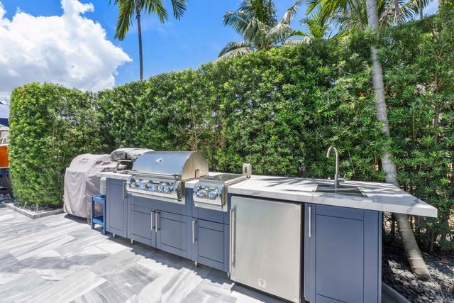 449 NE 19th Avenue, Deerfield Beach, FL 33441