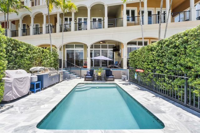 449 NE 19th Avenue, Deerfield Beach, FL 33441