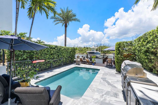 449 NE 19th Avenue, Deerfield Beach, FL 33441