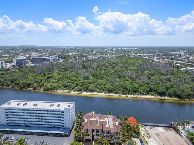 449 NE 19th Avenue, Deerfield Beach, FL 33441