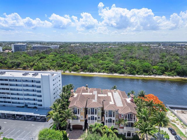 449 NE 19th Avenue, Deerfield Beach, FL 33441