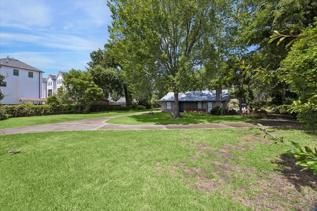 1235 W 25th Street, Houston, TX 77008