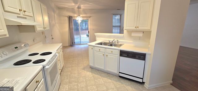 45 Chemin Place, Sharpsburg, GA 30277