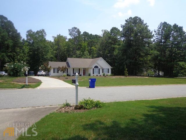 45 Chemin Place, Sharpsburg, GA 30277