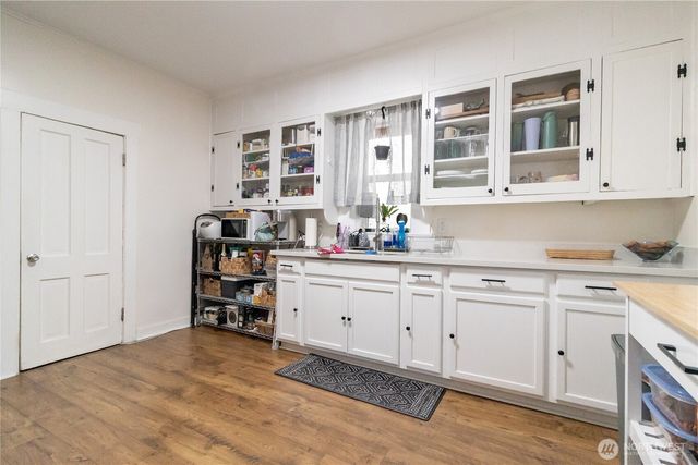 815 Hewitt Avenue, Bremerton, WA 98337