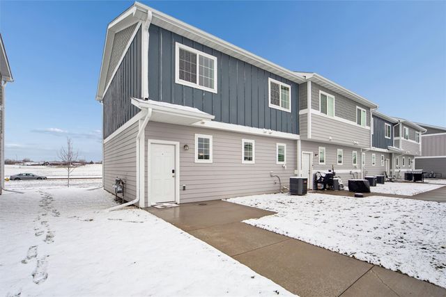 248 NW Common Place, Waukee, IA 50263