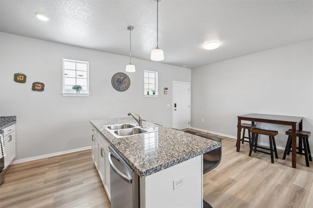 248 NW Common Place, Waukee, IA 50263