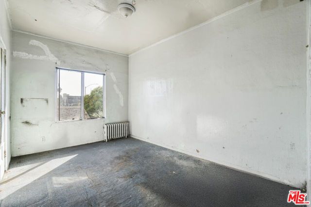 1042 Wilcox Avenue, Los Angeles, CA 90038