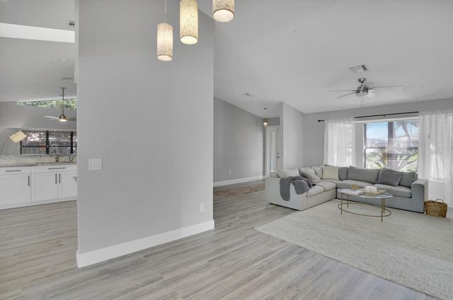 13834 Geranium Place, Wellington, FL 33414