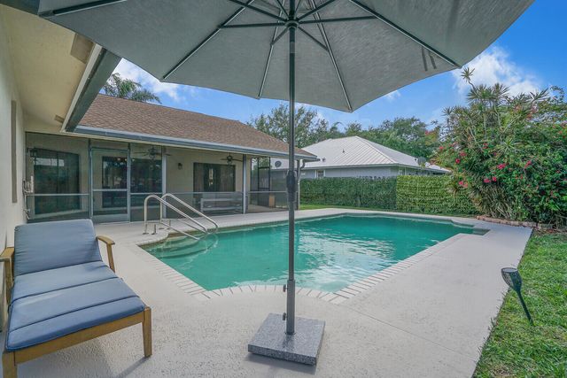 13834 Geranium Place, Wellington, FL 33414