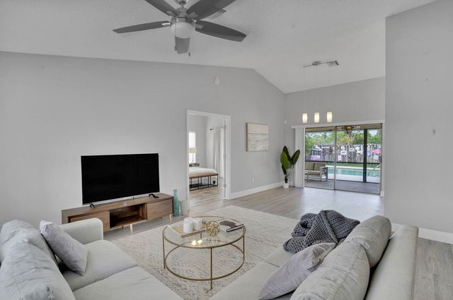 13834 Geranium Place, Wellington, FL 33414