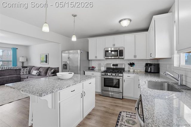 3017 Ivy Wood Circle, Howell, MI 48855