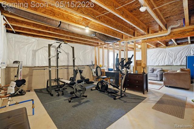 3017 Ivy Wood Circle, Howell, MI 48855