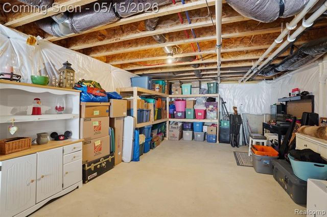 3017 Ivy Wood Circle, Howell, MI 48855