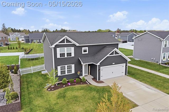 3017 Ivy Wood Circle, Howell, MI 48855