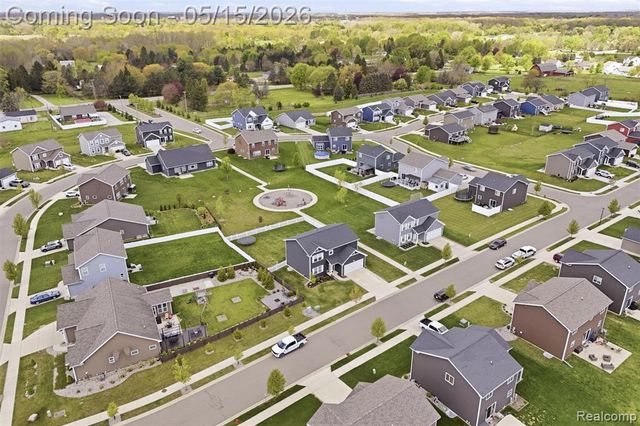 3017 Ivy Wood Circle, Howell, MI 48855