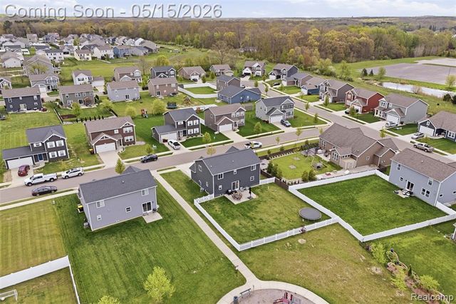 3017 Ivy Wood Circle, Howell, MI 48855