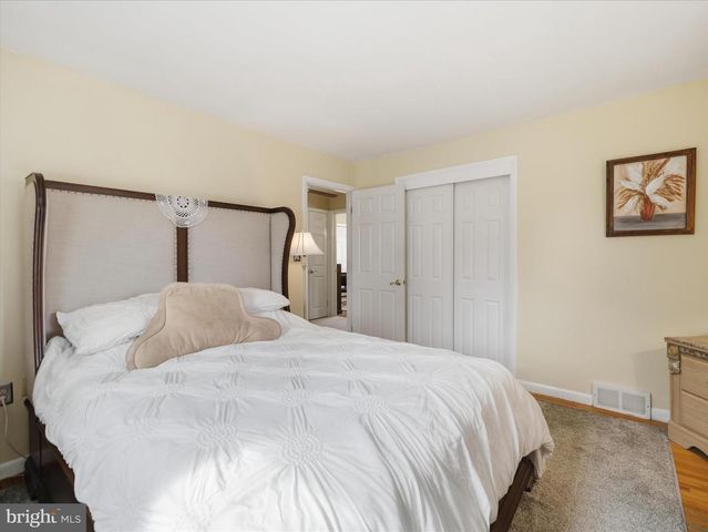 364 BRIAR LN, Chambersburg, PA 17202