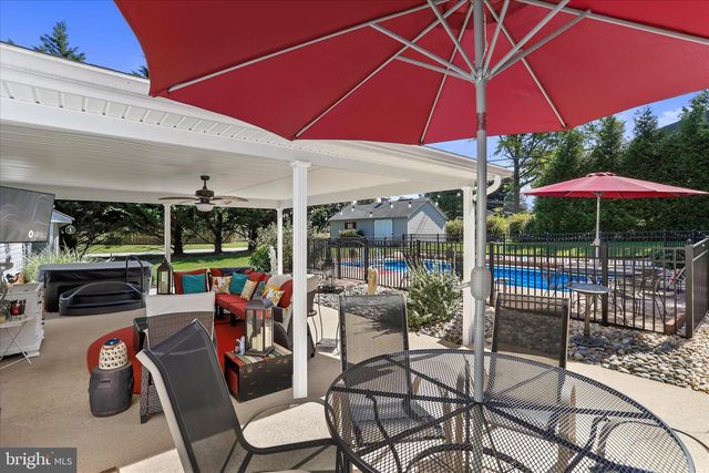 364 BRIAR LN, Chambersburg, PA 17202