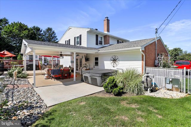 364 BRIAR LN, Chambersburg, PA 17202