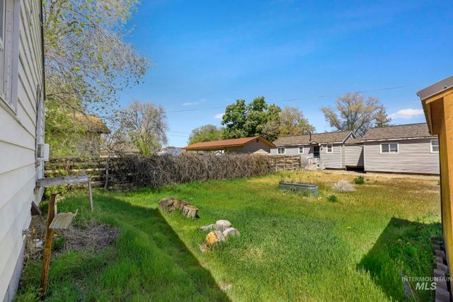 459 Borah Ave, Twin Falls, ID 83301