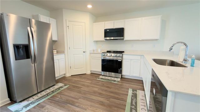 203 Kinsale Drive, Macon, GA 31216